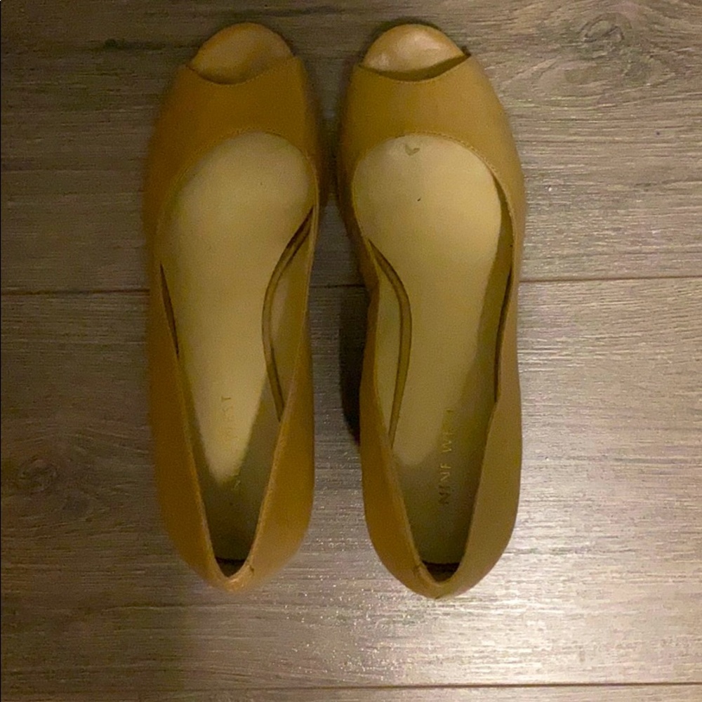 Nine West beige wedge heels